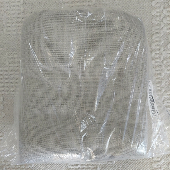 NWOT! Quince Cotton Sheer Gray Curtains- Set Of 2 Panels! 48"x84" (F67) - Picture 13 of 13